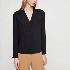 Babaton Power Blouse